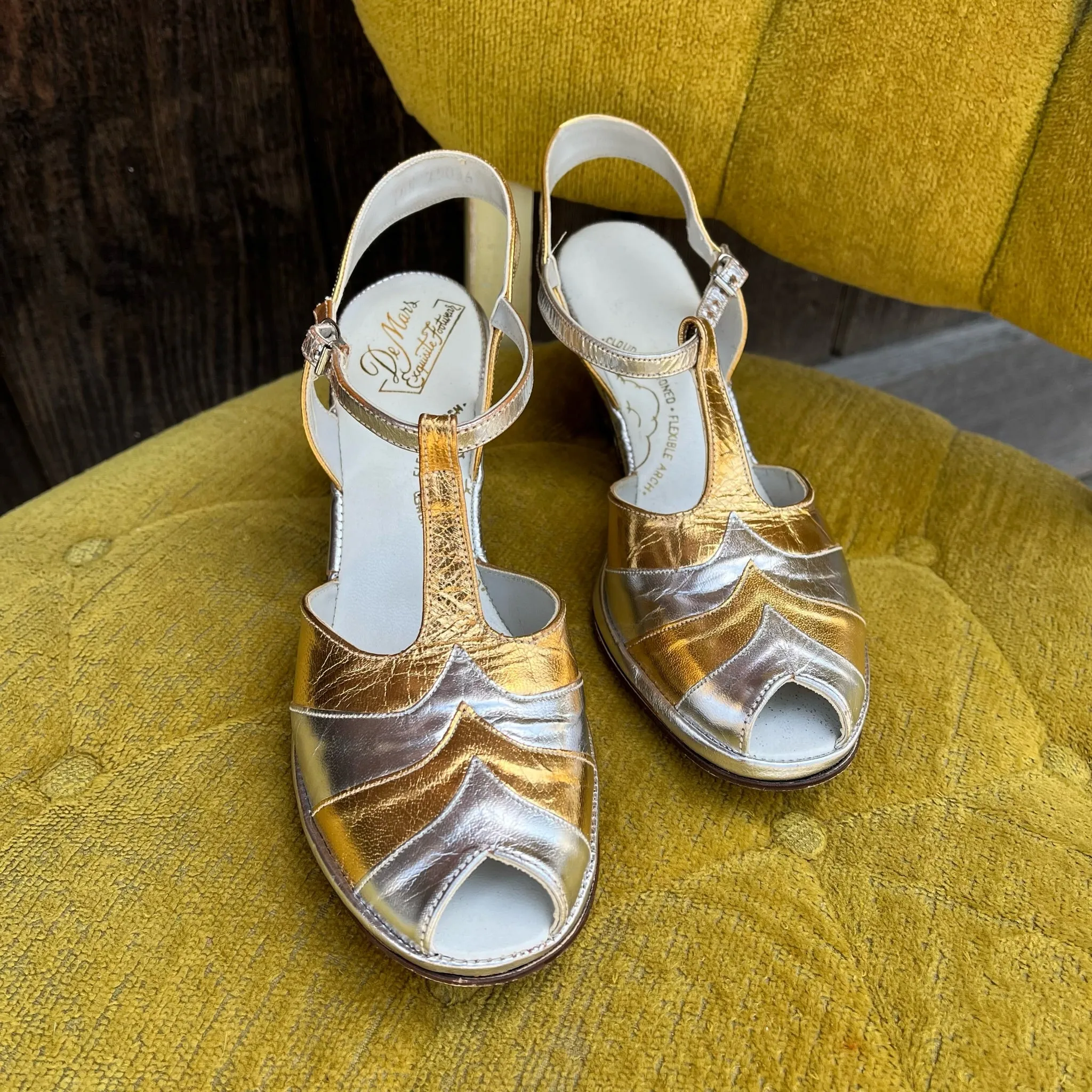 1940s Style De Mars Vintage Peep Toe Cuban Heels