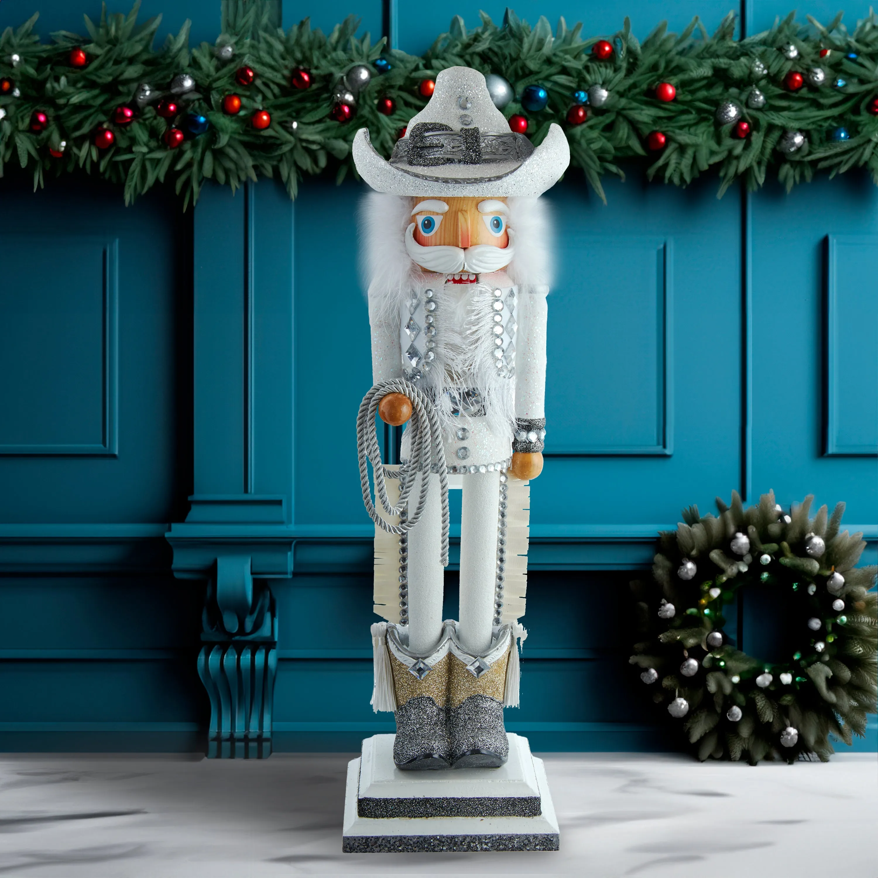 19" Hollywood Nutcrackers™ Rhinestone Cowboy Nutcracker