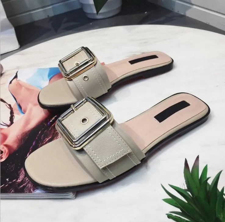 2022 Fashion  New Flat Peep Toe Belt Buckle Sandals