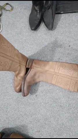 #276 Vintage Cowboy Boots -11