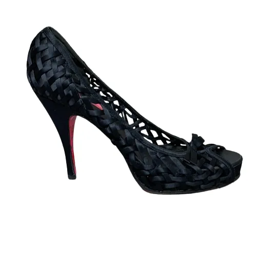 Betsey Johnson Black Woven Peep Toe Heels W/ Bow- 7.5