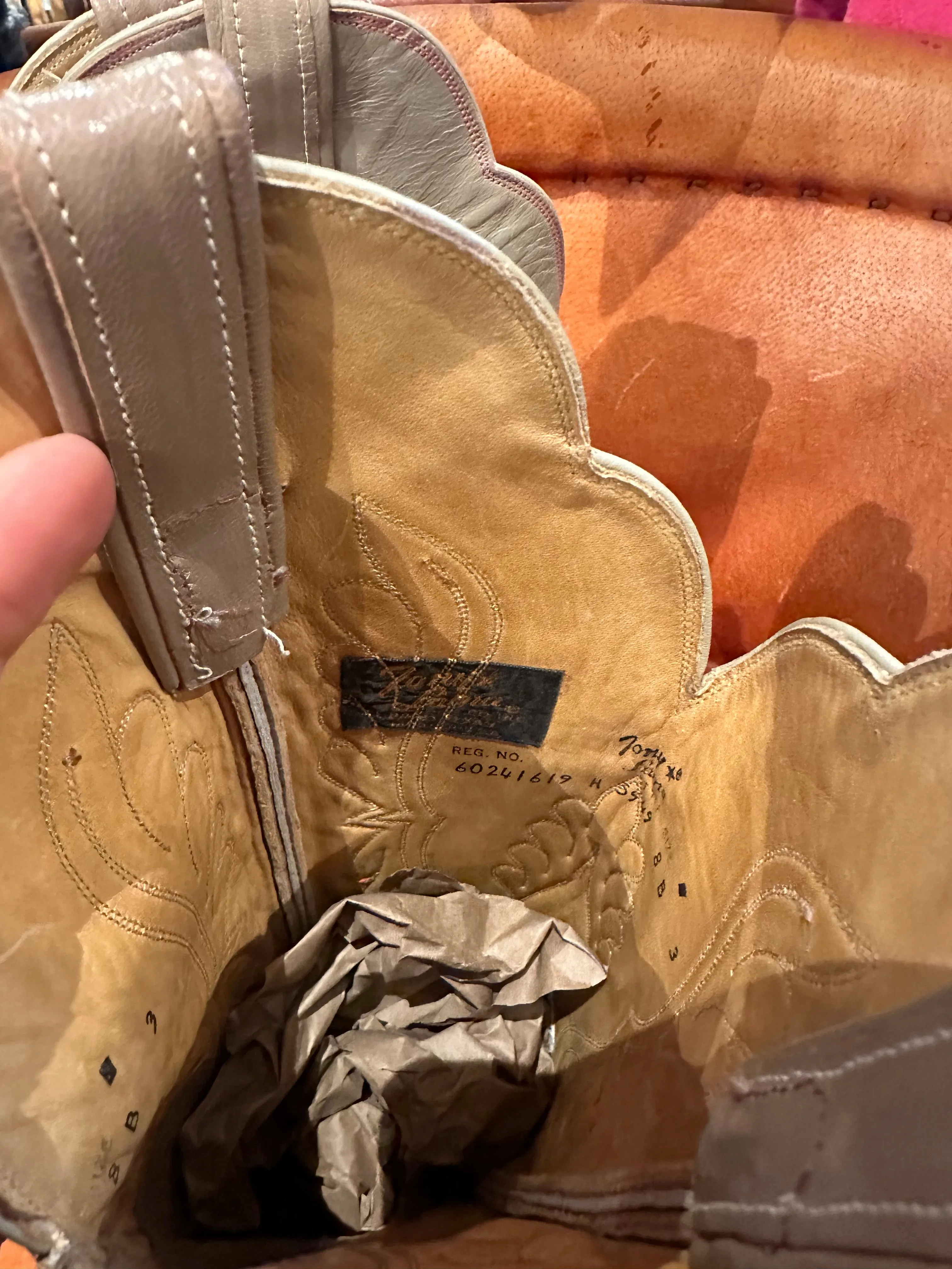 Early 80's Black Label Tony Lama Mauve & Cherry Boots - 8B - as is
