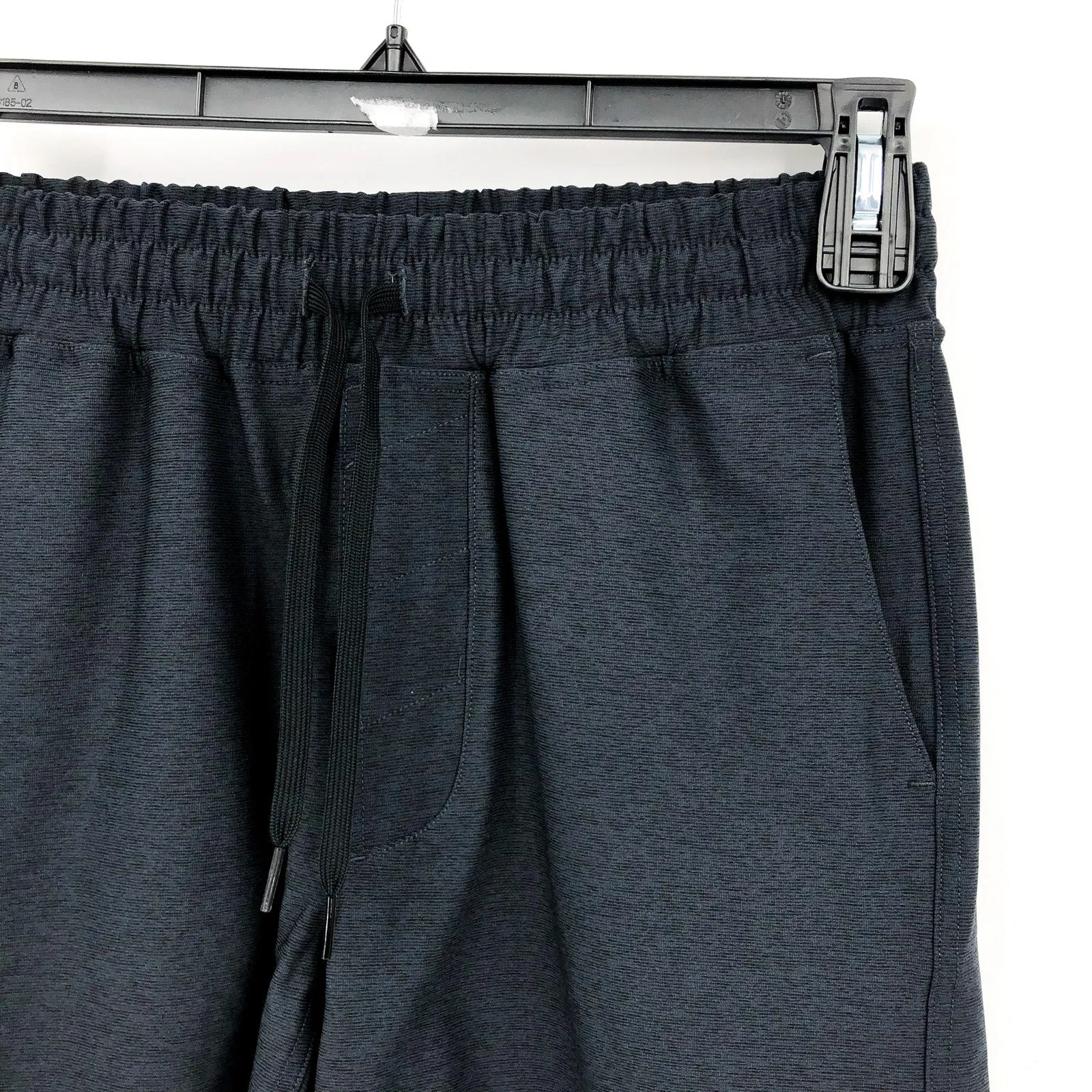 OUTDOOR VOICES Men's Sunday 7" Shorts XS Black Charcoal Athletic NWT