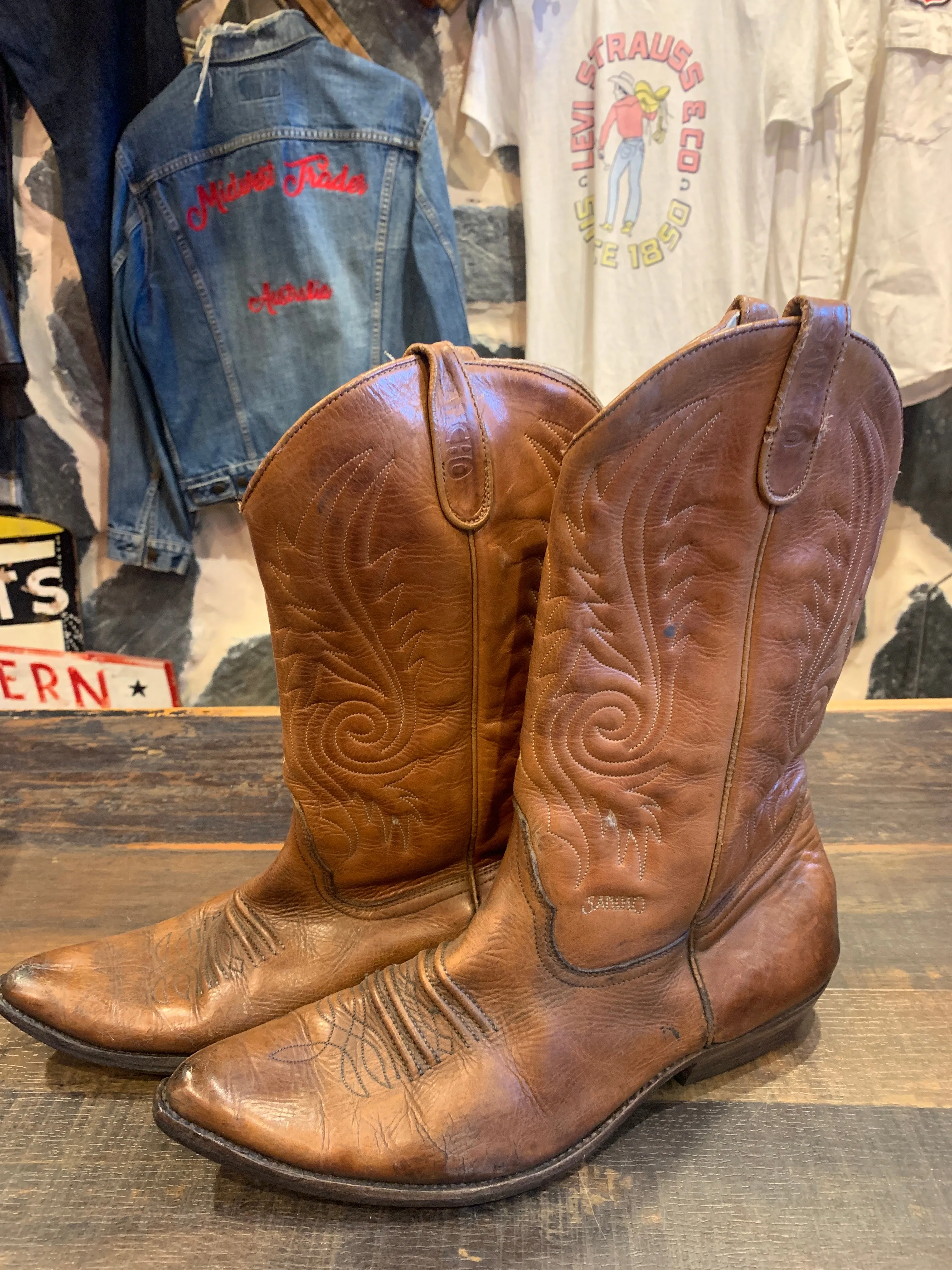 Vintage Spain Boots, 9
