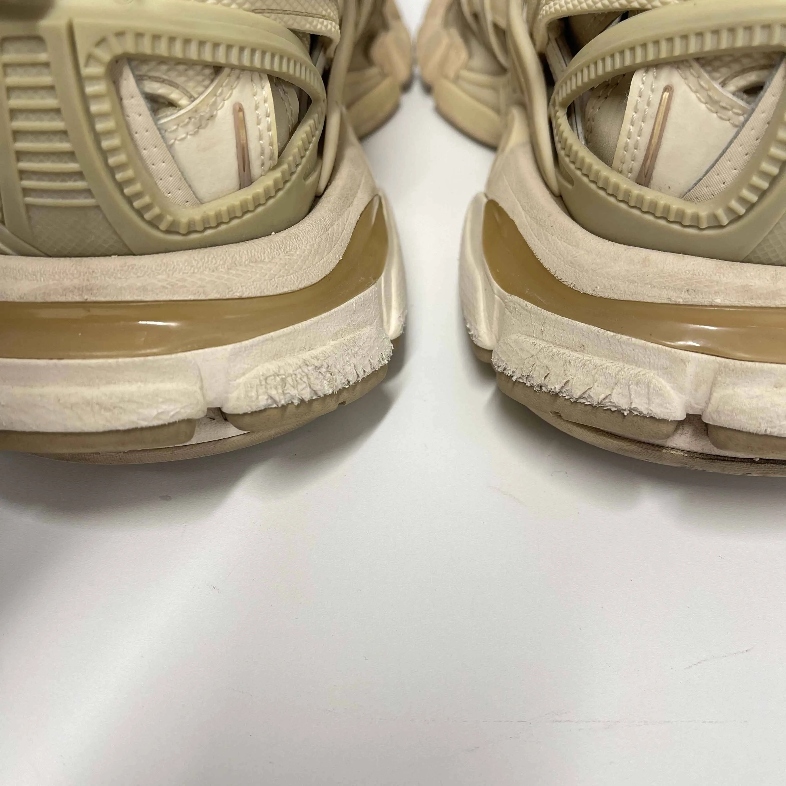 Women's Track 2 Low Trainers Beige Size EU 41 / UK 8